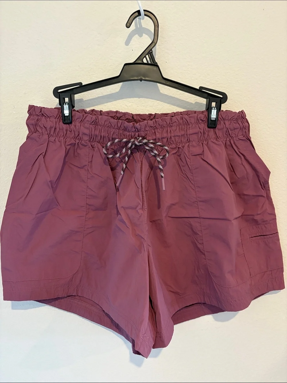 Athletic Track Shorts in Mauve